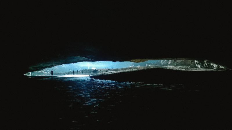 Illustration for article titled Inside The World's 3rd Largest Cave
